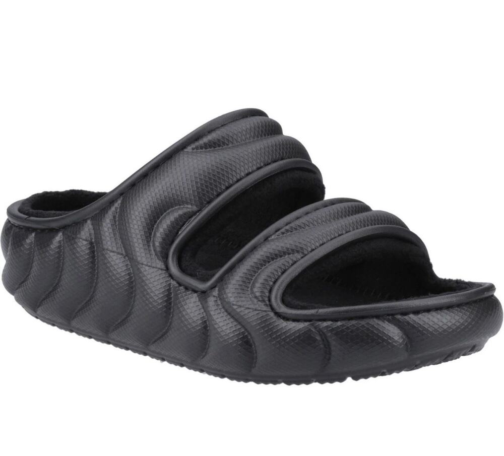 Crocs Classic Cozzzy Overpuff Sandal Dragon Fruit Women’s size 11 Men 8 NWT